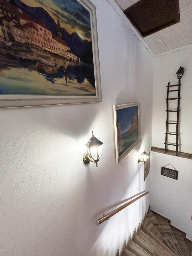 Old Town Rooms Podgorica Ngoại thất bức ảnh